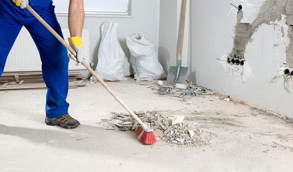 Builder & Sparkle Cleaning Image